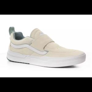 Size 9 - VANS Kyle Pro 2 Antique White